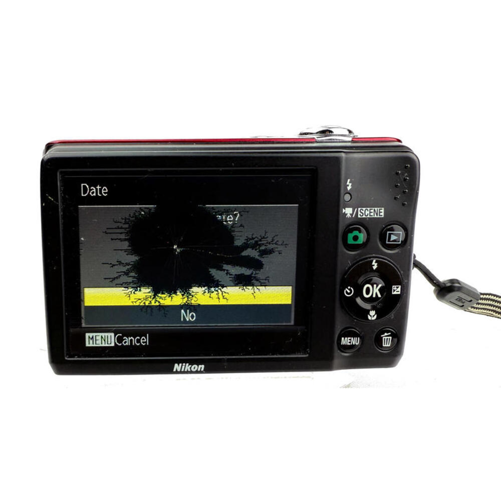 Nikon COOLPIX L22 Digital Camera - Red    **PARTS**